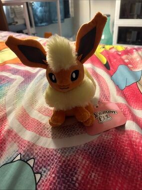 Pokemon Flareon Plush – Orange and Cream Soft Toy Pokémon Fit